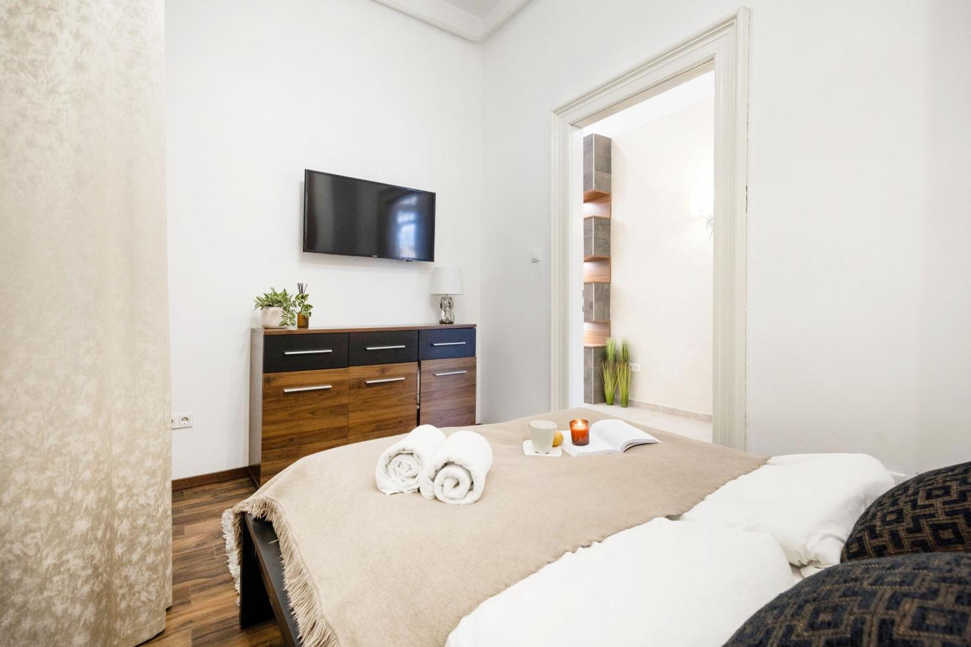Discover Your Budapest Retreat-Walk To Parliament מראה חיצוני תמונה