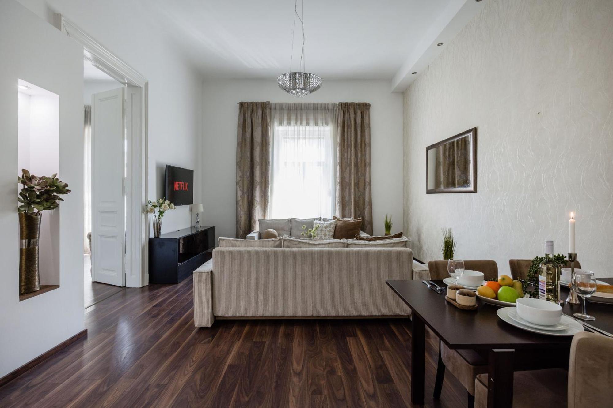 Discover Your Budapest Retreat-Walk To Parliament מראה חיצוני תמונה